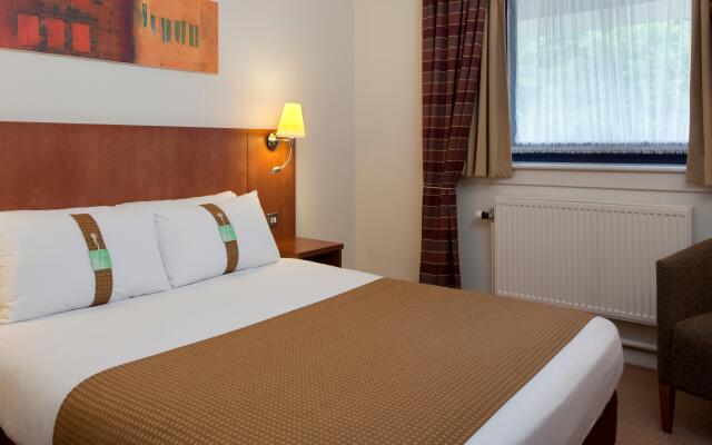 Holiday Inn Luton South M1, JCT.9