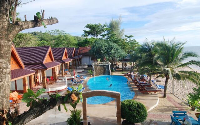 Lanta Paradise Beach Resort