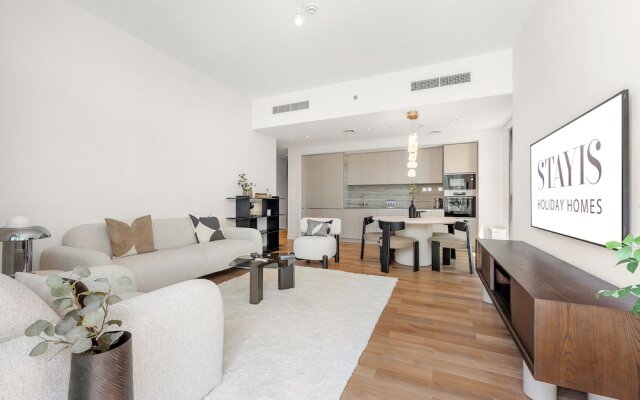 Stayis- Luxurious 2 BR near Burj Khalifa