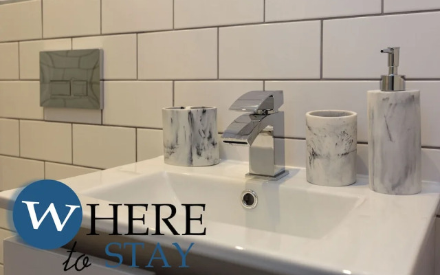 Stylish 2bed Apartment Underneath Edinburgh Castle