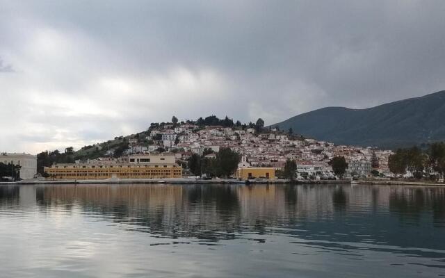 Christina Perlia Studios