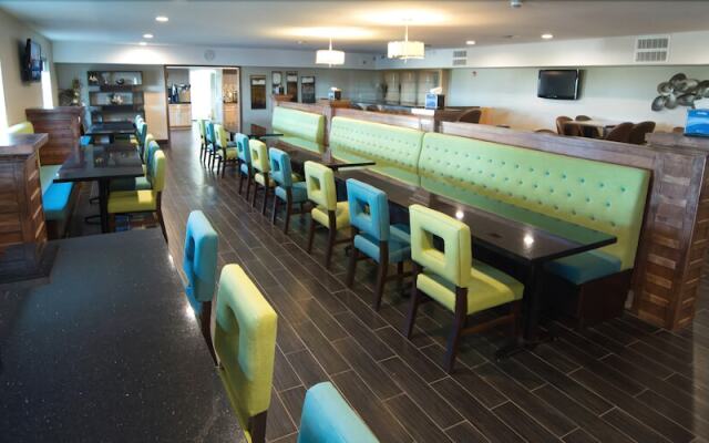 Western Star All Suites Carnduff