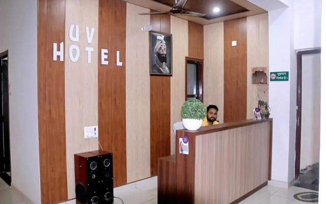 Oyo 89410 Hotel Uv
