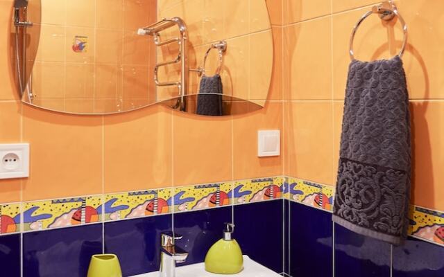 Апартаменты Flatsis, ул. Бажанова, 12