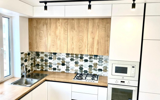 5-room jacuzzi apartment