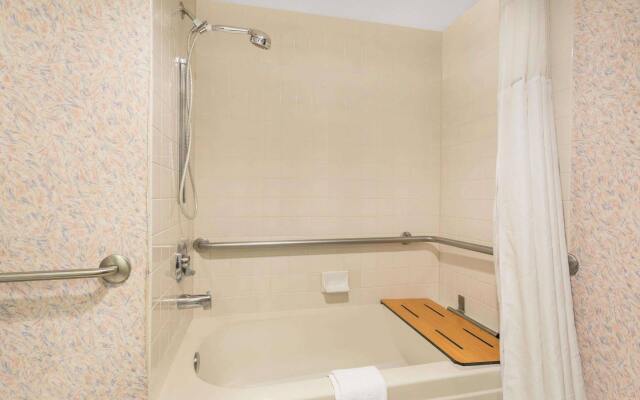 Holiday Inn Hotel & Suites SEATTLE-KENT