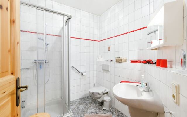 Spacious Holiday Home near River in Beckedorf