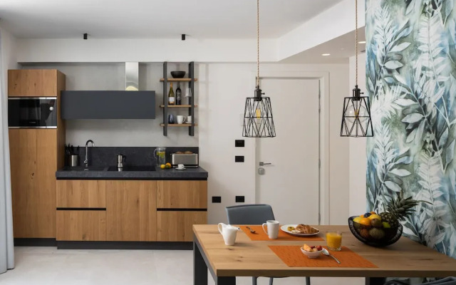 Aris Apartments & Sky Pool - Tonelli Hotels - Adult Friendly