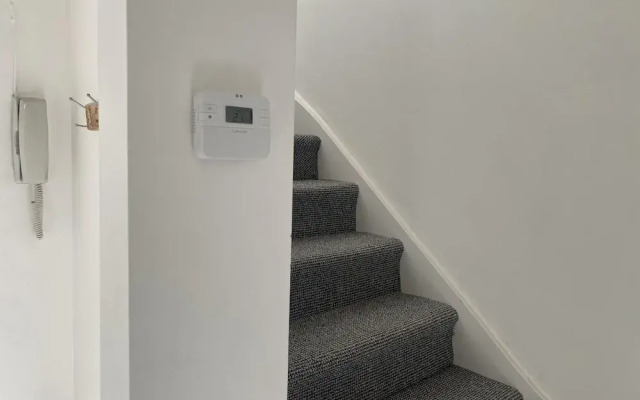 Cosy 3BD Guesthouse. Private Bathrooms