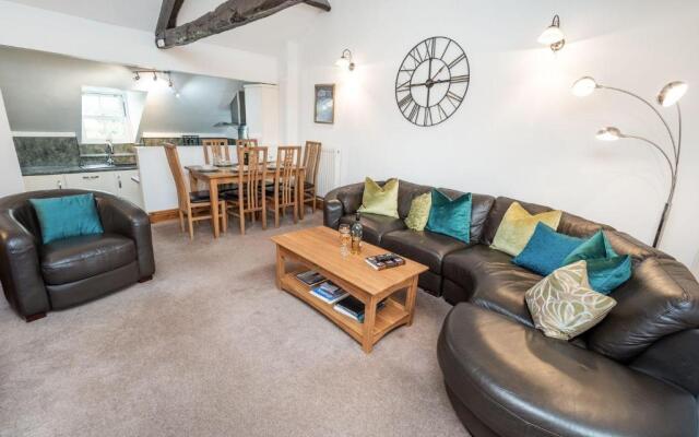 Bridge House Apartment 3