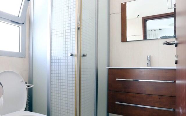 3BR balcony Hayarkon Tel Aviv