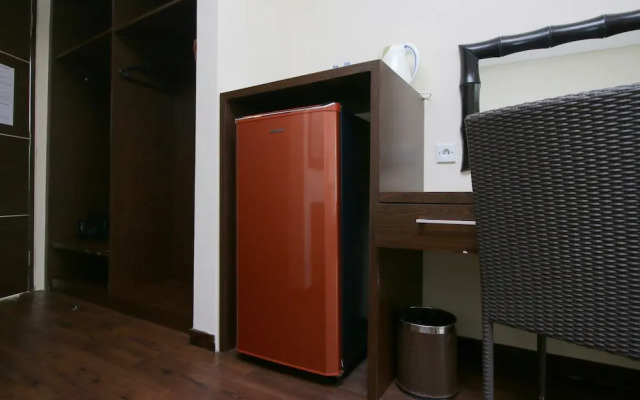 Airy Seminyak Dewi Sri Empat Cendana 67 Bali