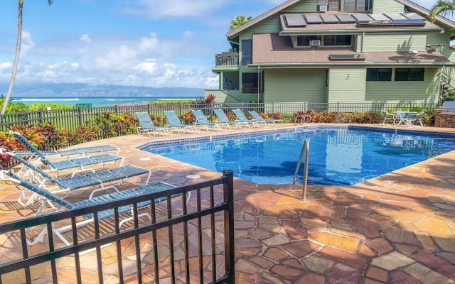 Kahana Outrigger 4B1