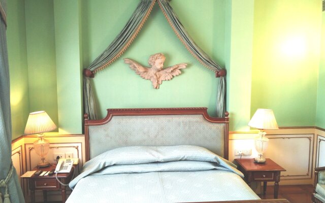 The Gordon House Hotel