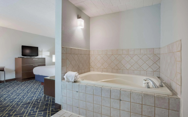 Best Western Hunt's Landing Hotel Matamoras/milfor