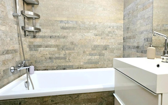 VR2 Central Apartment