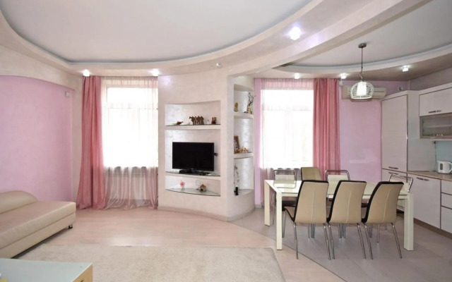 Caskade- Tamanyan Street, 2 bedrooms Beautiful, Renovated apartment KS343