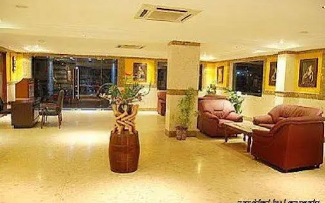 Priyadarshini Park