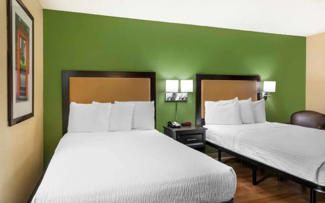 Relax Suites Extended Stay - La Mirada