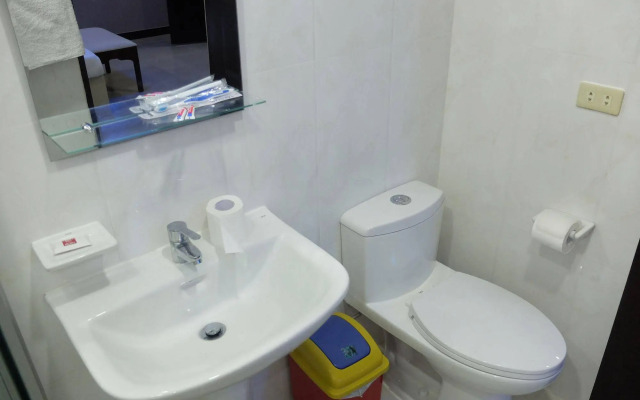 OYO 700 Pj Inn Hotel