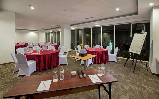Whiz Prime Hotel Pajajaran Bogor