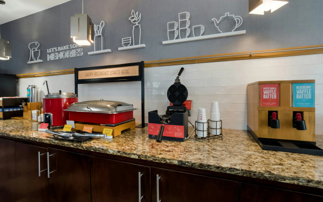 Hampton Inn Columbia-I-26 Airport