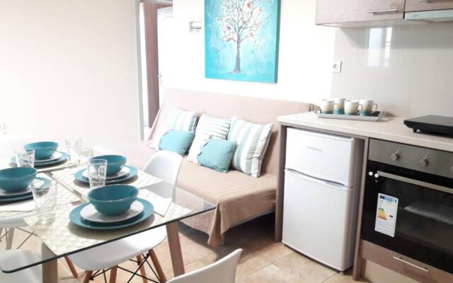 Bizaniou Apartment 69