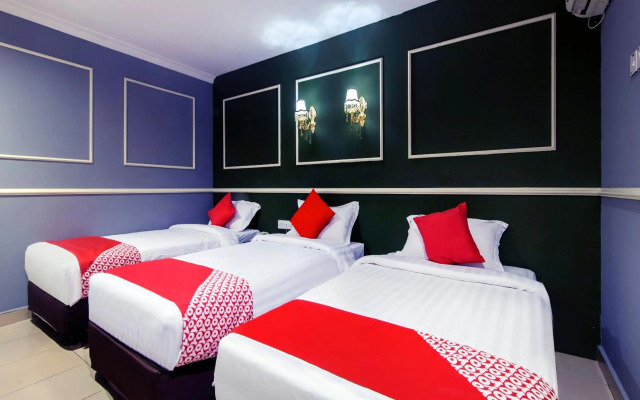 Super OYO 761 City Hotel