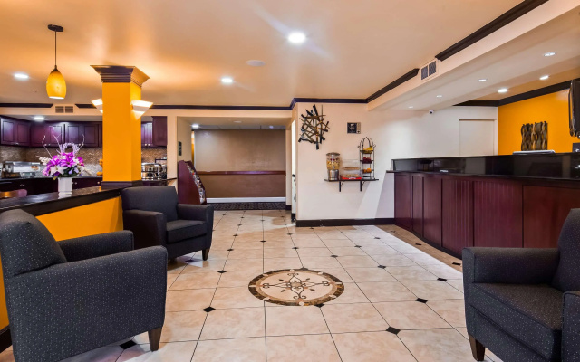 Best Western Plus Orchard Inn