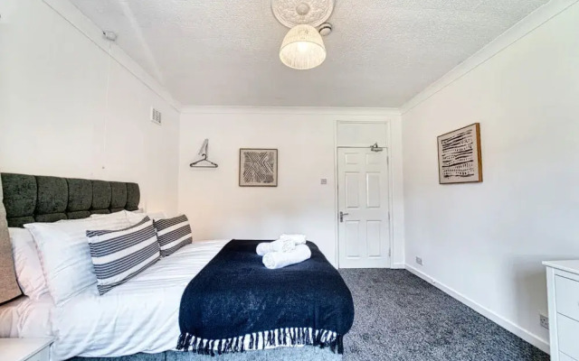 Host Stay Chester House Retreat