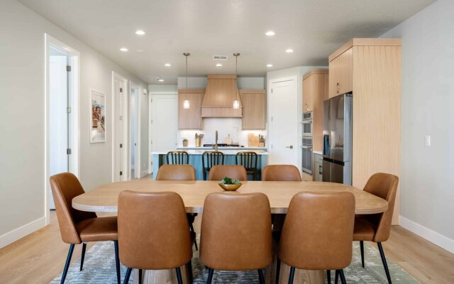 Paddle And Play 5 Bedroom Townhouse