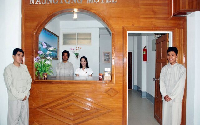 Naung Tong Hotel