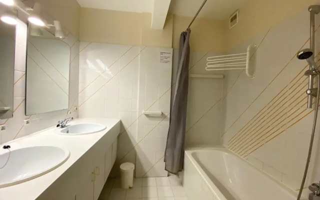 Couple Stay Near Beaches