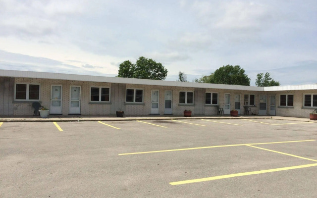 Travellers Motel