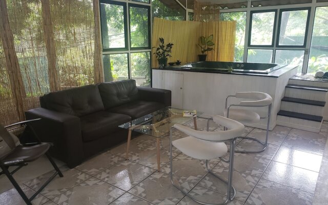 Better Life Suites & Studio