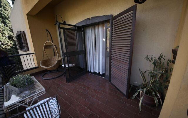 Villa Carmel Boutique Hotel