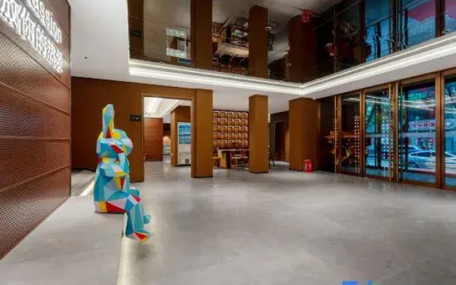 R Royalss Hotel (Taiyuan Maoye World)