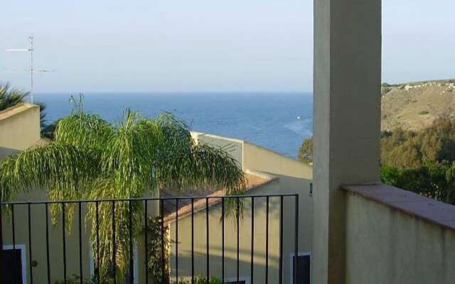 Type B Superieur in Brucoli