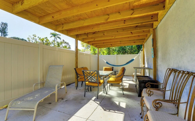 Saltwater Pool & Putting Green: Bradenton Oasis