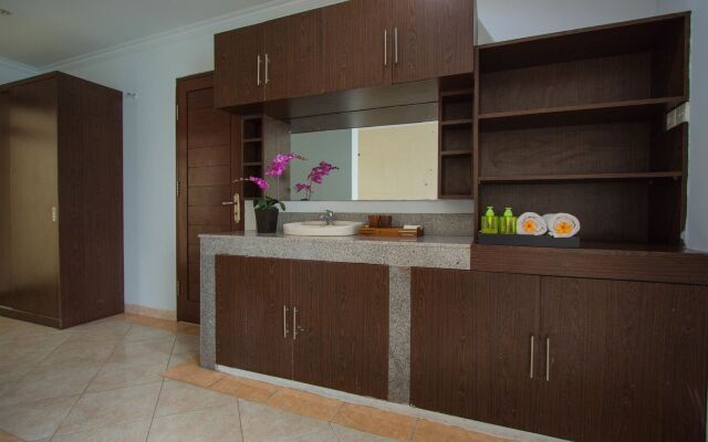 Alamanda Canggu Villa by Kanaya Hospitality.