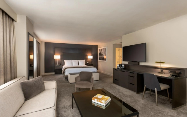 The Benson Portland, Curio Collection by Hilton