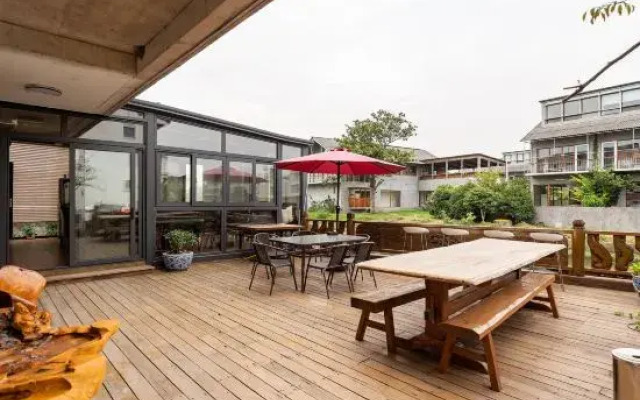 Jijiadun Jiexishang Homestay