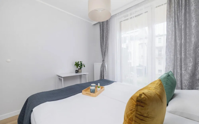 Cracow Apartment With Gym by Renters