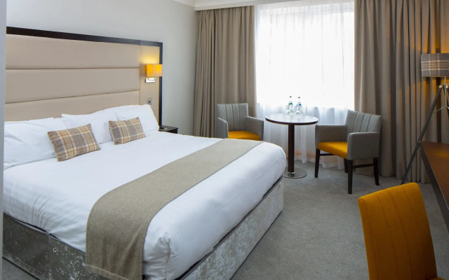 Menlo Park Hotel