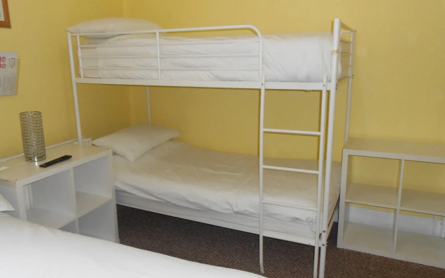 Shore Stay Guest House