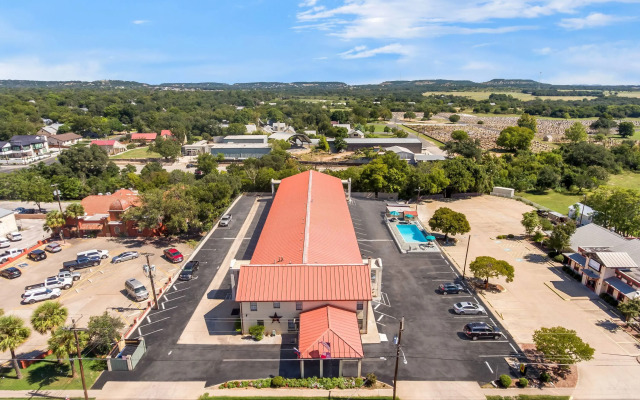 Super 8 by Wyndham Fredericksburg