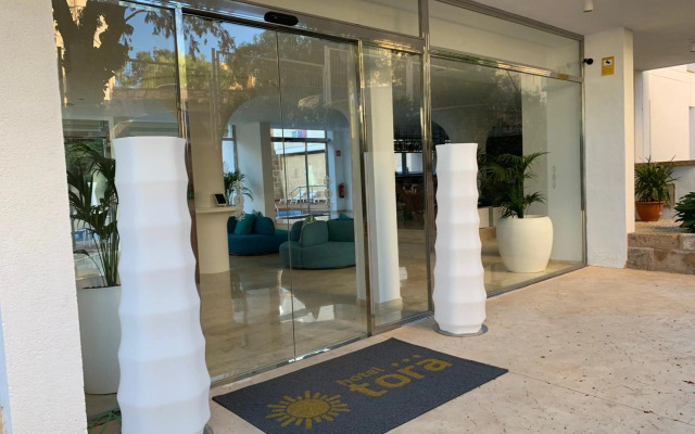Hotel Tora