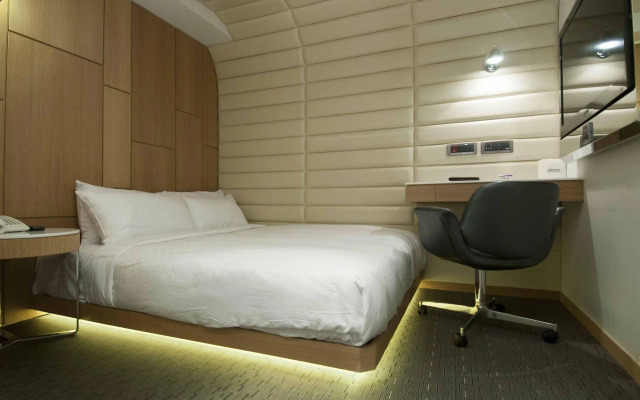 Royal Hotel Group Central Park Branch