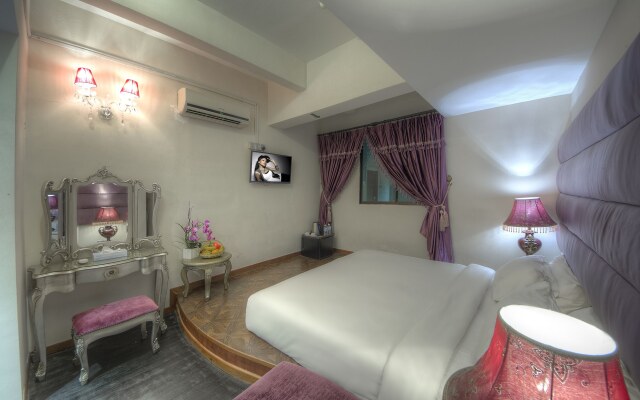 Arenaa Batik Boutique Hotel