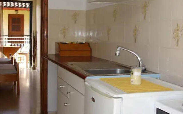Valentinos Apartments